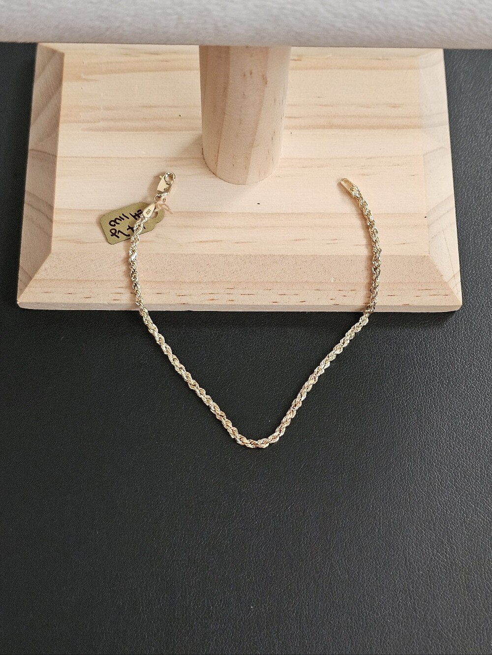 14k Gold Bracelet 7 Inch